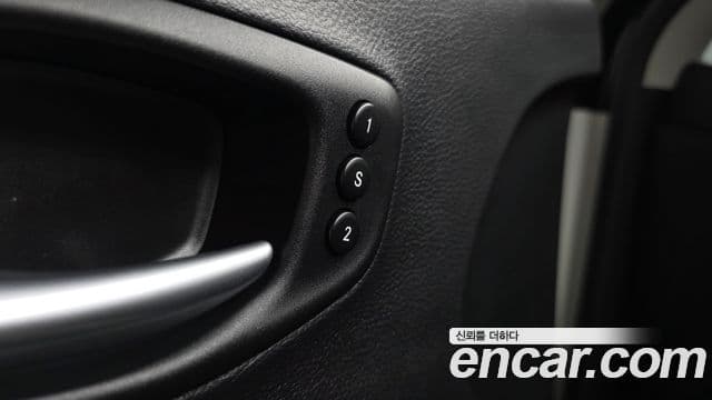 Jeep Compass 2021 — Фото 17/20