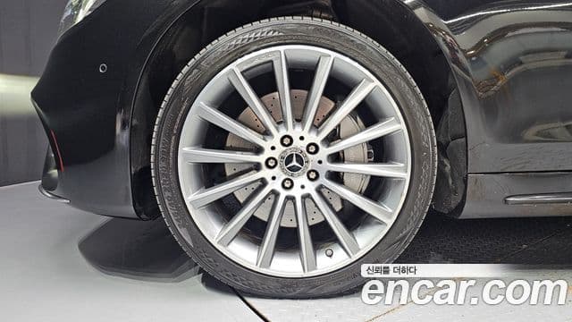 Mercedes-Benz S-Class 2018 — ფოტო 5/20