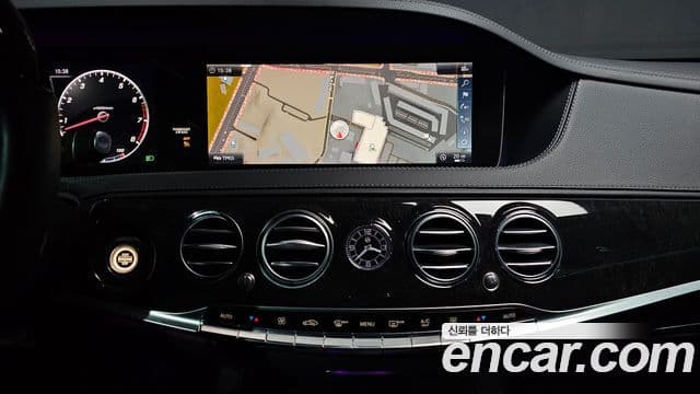Mercedes-Benz S-Class 2018 — ფოტო 20/20