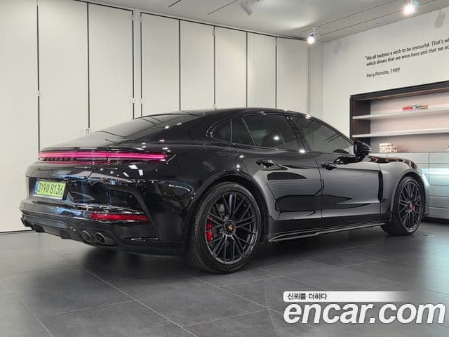Porsche Panamera 2025 — ფოტო 20/20