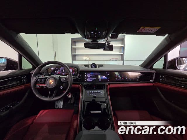 Porsche Panamera 2025 — ფოტო 7/20