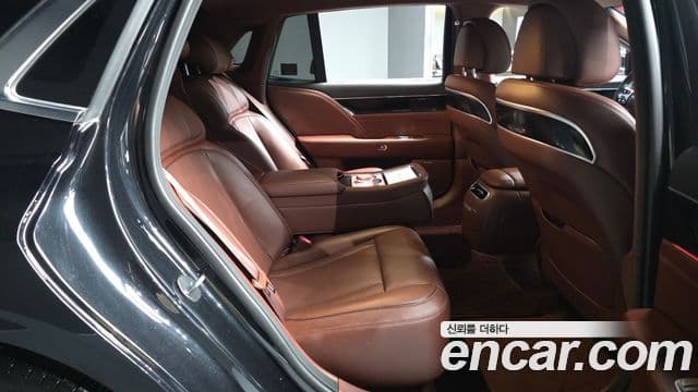 Genesis G90 2022 — Photo 8/34