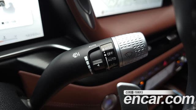 Genesis G90 2022 — Photo 22/34