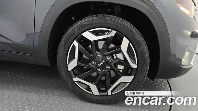 Kia Seltos 2024 — Şəkil 5/30