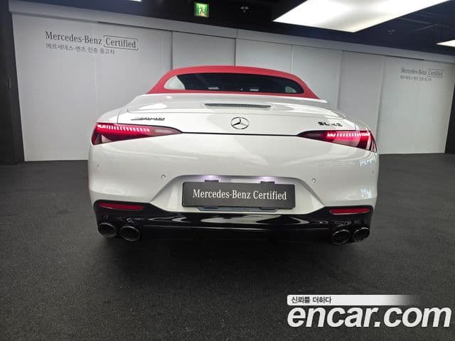 Mercedes-Benz SL-Class 2025 — Photo 15/20