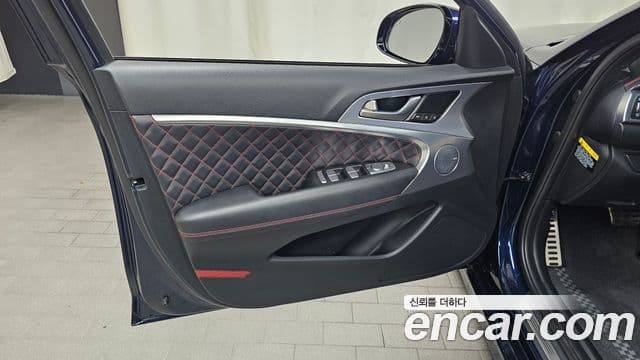 Genesis G70 2019 — ფოტო 21/31