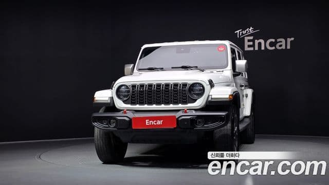 Jeep Wrangler 2019 — Photo 17/31