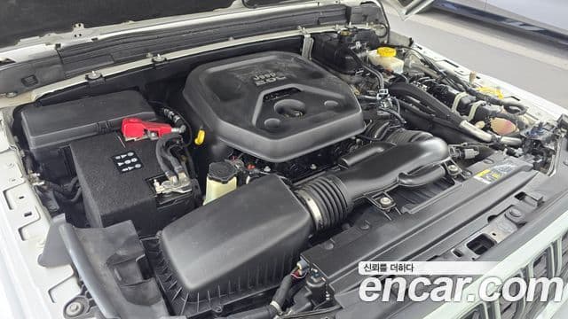 Jeep Wrangler 2019 — Photo 31/31