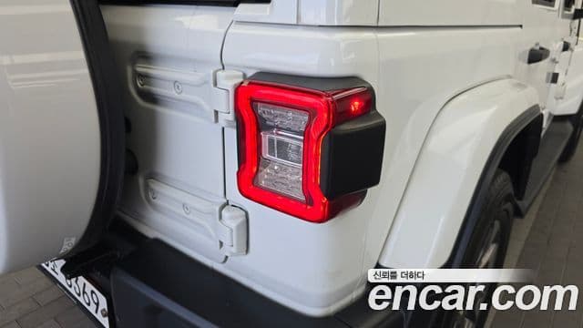 Jeep Wrangler 2019 — Photo 27/31