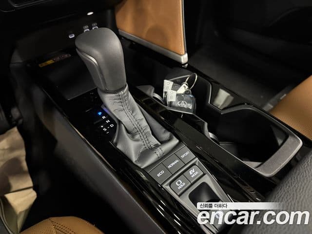 Toyota Camry 2026 — ფოტო 13/14
