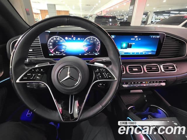 Mercedes-Benz GLE-Class 2026 — Photo 11/18
