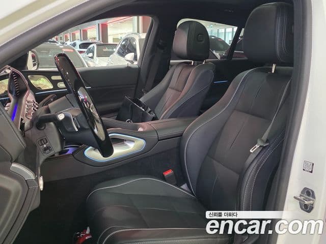 Mercedes-Benz GLE-Class 2026 — Photo 13/18