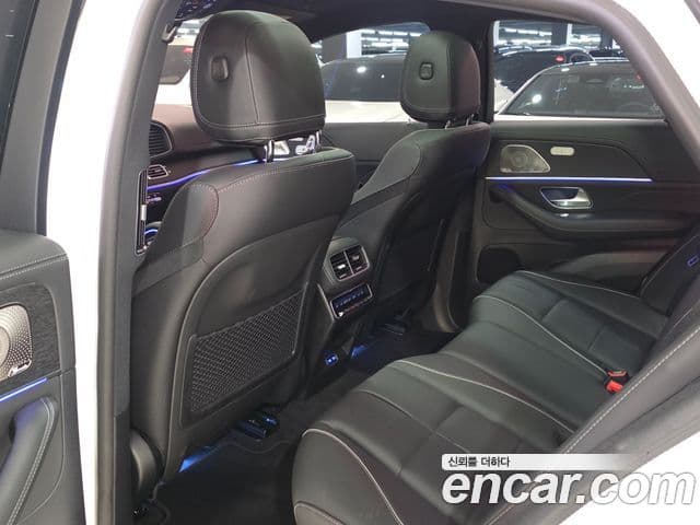 Mercedes-Benz GLE-Class 2026 — Photo 8/18