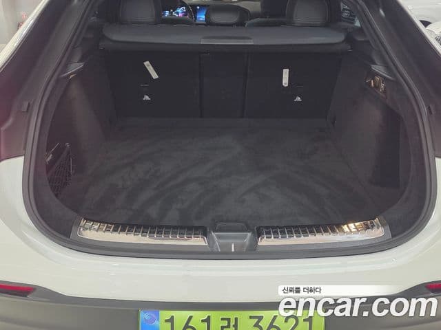 Mercedes-Benz GLE-Class 2026 — Photo 12/18
