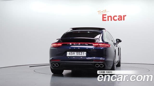 Porsche Panamera 2019 — Şəkil 18/32