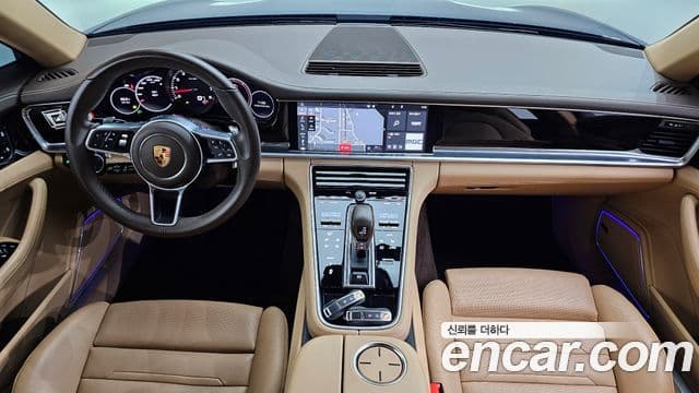 Porsche Panamera 2019 — Şəkil 14/32