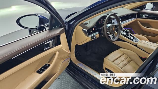 Porsche Panamera 2019 — Şəkil 19/32