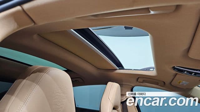 Porsche Panamera 2019 — Şəkil 7/32