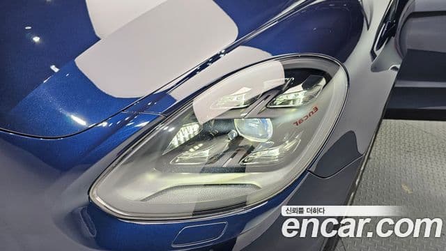 Porsche Panamera 2019 — Şəkil 15/32