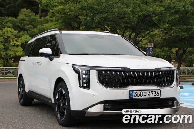 Kia Carnival 2025 — Фото 3/20