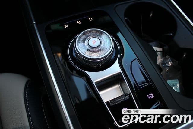 Kia Carnival 2025 — Фото 12/20