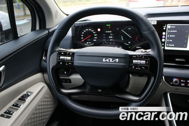 Kia Carnival 2025 — Фото 14/20