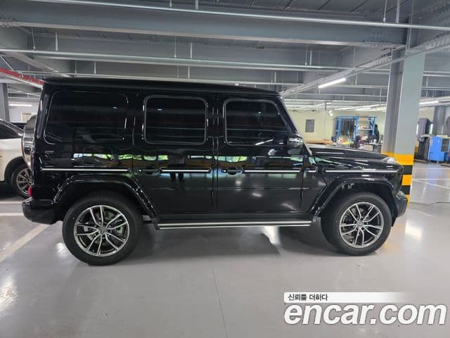 Mercedes-Benz G-Class 2026 — Photo 4/9