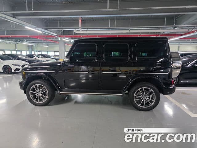 Mercedes-Benz G-Class 2026 — Photo 6/9