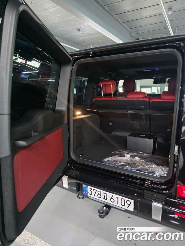 Mercedes-Benz G-Class 2026 — Photo 7/9