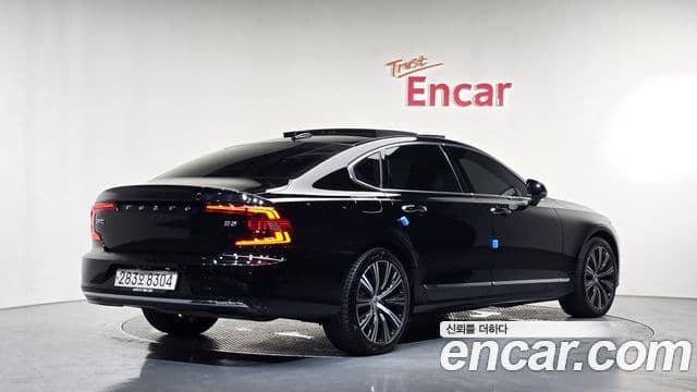Volvo S90 2023 — Фото 2/20