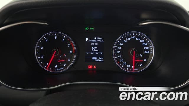 Genesis G70 2019 — Photo 27/30
