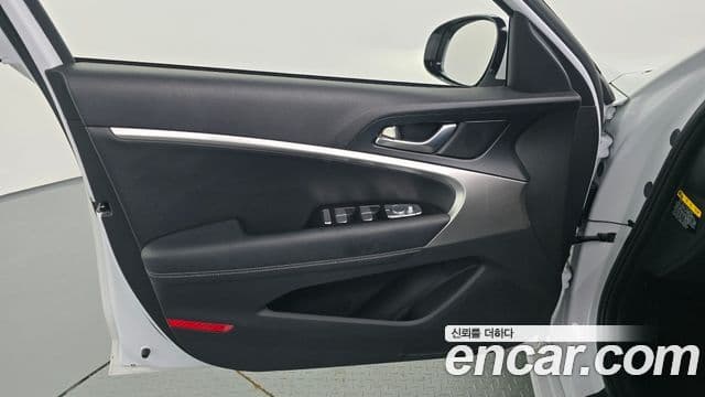 Genesis G70 2019 — Photo 11/30