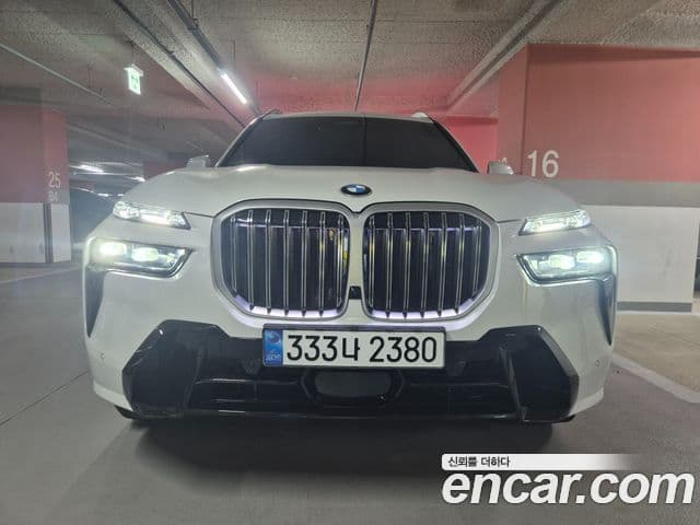 BMW X7 2026 — Şəkil 13/16