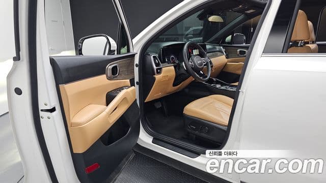 Kia Sorento 2022 — Фото 10/20