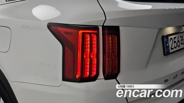 Kia Sorento 2022 — Photo 33/39