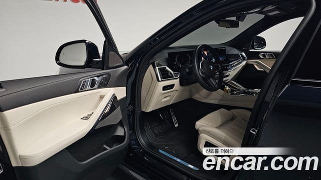 BMW X6 2025 — Photo 27/36