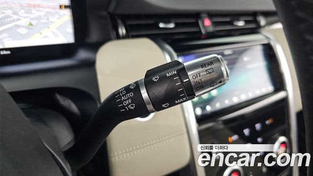 Land Rover Discovery Sport 2020 — Şəkil 19/34