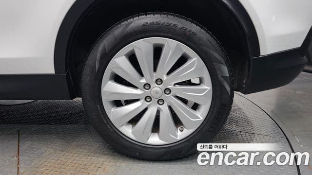 Land Rover Discovery Sport 2020 — Şəkil 16/34