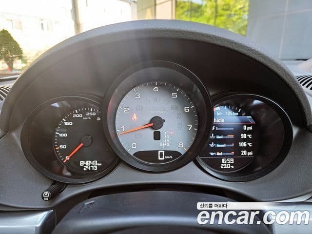 Porsche 718 Boxster 2018 — Şəkil 2/20