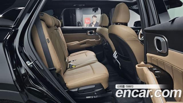 Kia Sorento 2025 — Фото 11/20