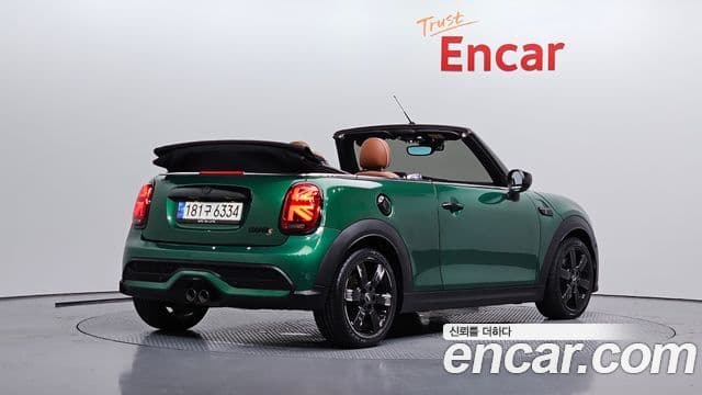 Mini Cooper S Convertible 2021 — ფოტო 3/20