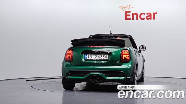 Mini Cooper S Convertible 2021 — ფოტო 17/20