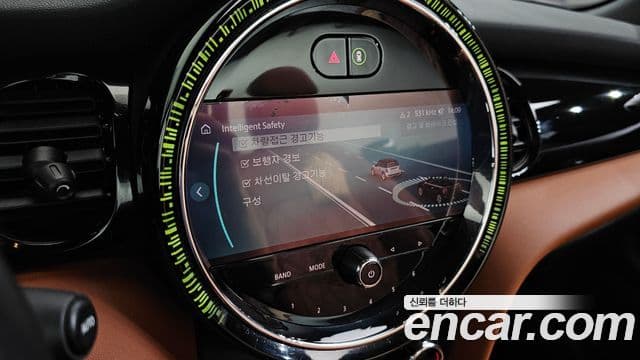 Mini Cooper S Convertible 2021 — ფოტო 12/20