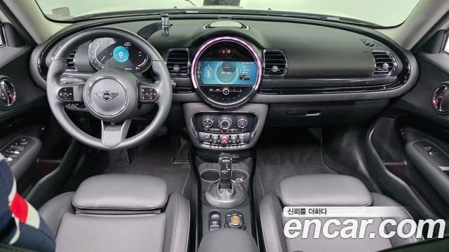 Mini Cooper Clubman 2021 — ფოტო 10/32