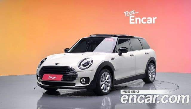 Mini Cooper Clubman 2021 — ფოტო 28/32