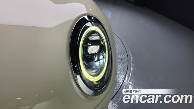 Mini Cooper Clubman 2021 — ფოტო 4/32