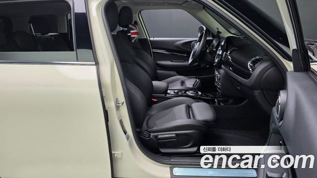 Mini Cooper Clubman 2021 — ფოტო 8/32