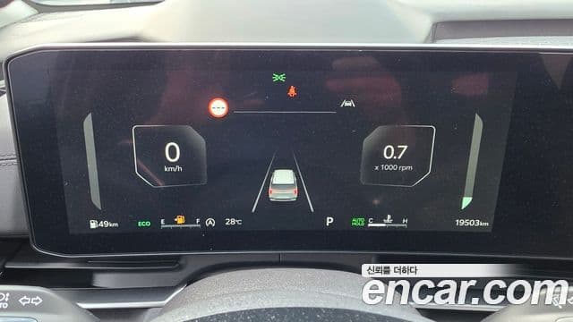 Kia Carnival 2024 — Фото 8/20