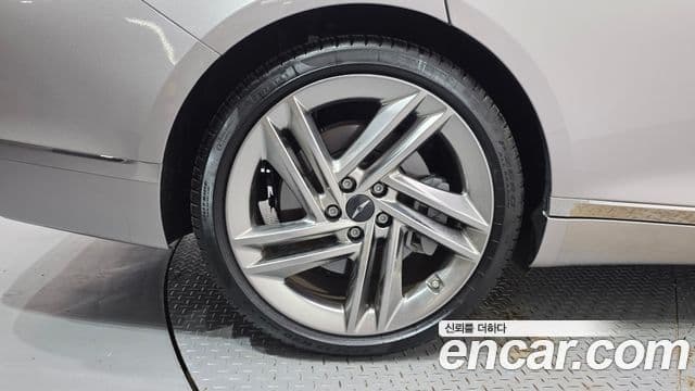 Genesis G80 2025 — ფოტო 32/37
