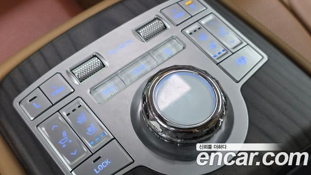 Genesis G80 2025 — ფოტო 31/37